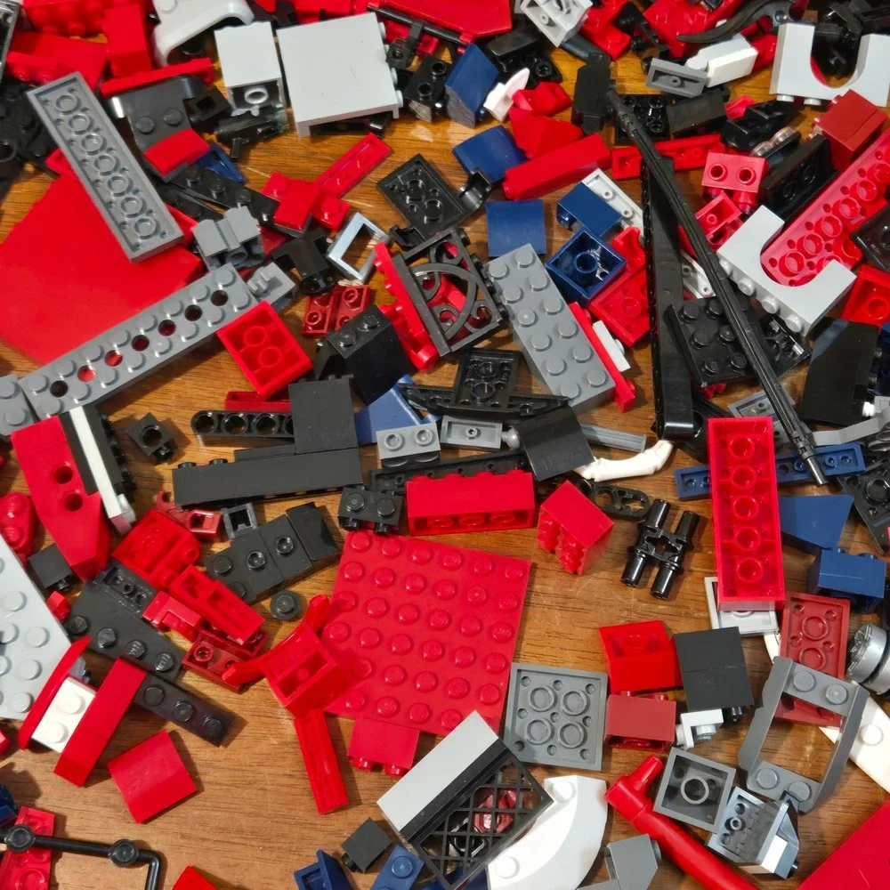 LEGO Bulk Lot 7lb Marvel Transformers Optimus Prime Spider-Man Mixed Bricks